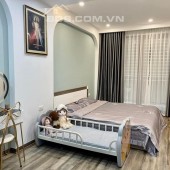 NHÀ ĐẸP, 4 TẦNG, TRUNG TÂM TÂY HỒ, GẦN Ô TÔ, NGÕ THÔNG, DT 42M2.